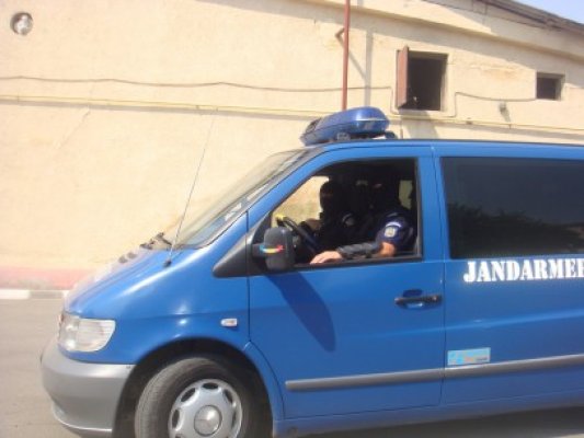 Jandarmii asigură ordinea la concertul de pe plaja dintre Venus şi Saturn